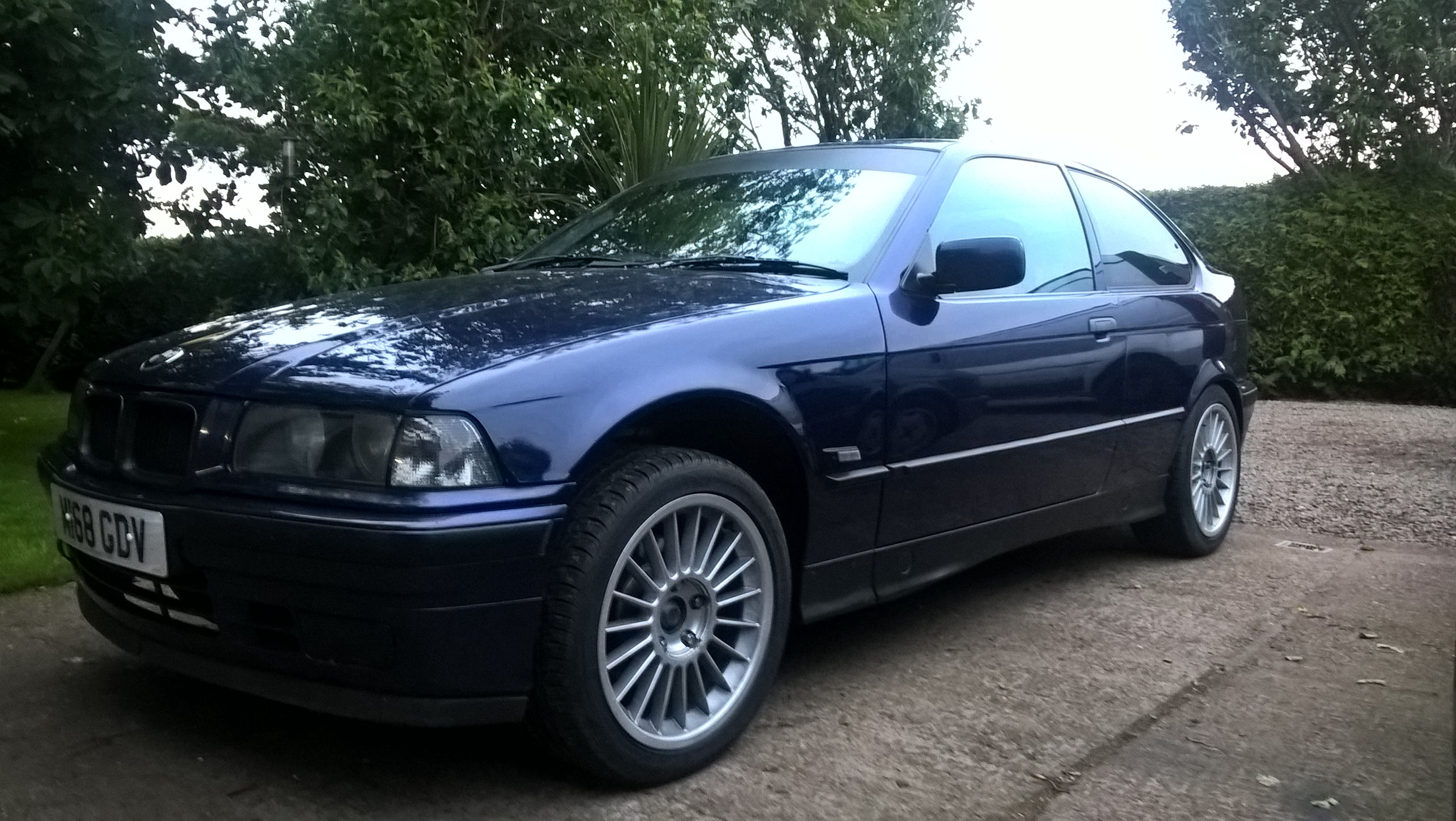 BMW Compact 318ti Targa Car